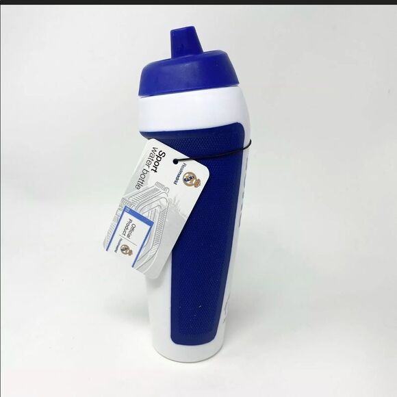 Real Madrid Water Bottle White Soccer Plastic Sports Team Futbol RMCF Game Blue - Picture 4 of 7